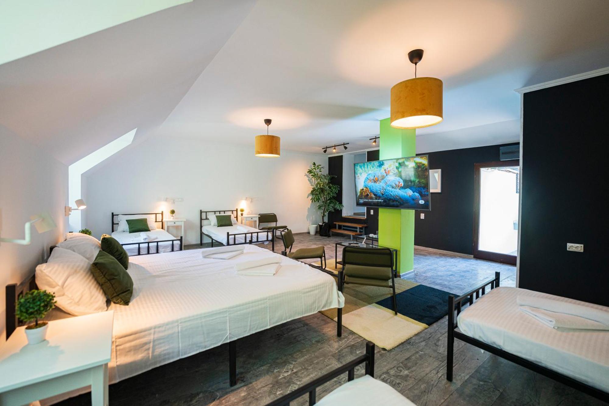 Cozy Nook B&B - Free Private Parking Novi Sad Dış mekan fotoğraf