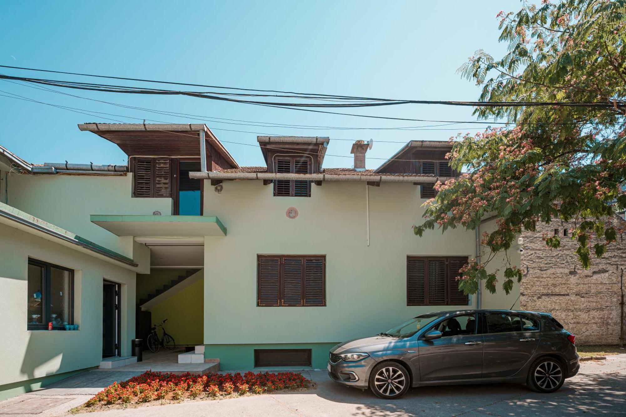 Cozy Nook B&B - Free Private Parking Novi Sad Dış mekan fotoğraf